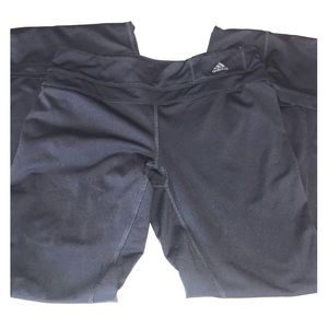 Women’s Adidas sweatpants size small